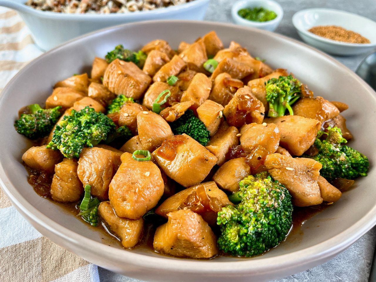 chicken and broccoli stir fry