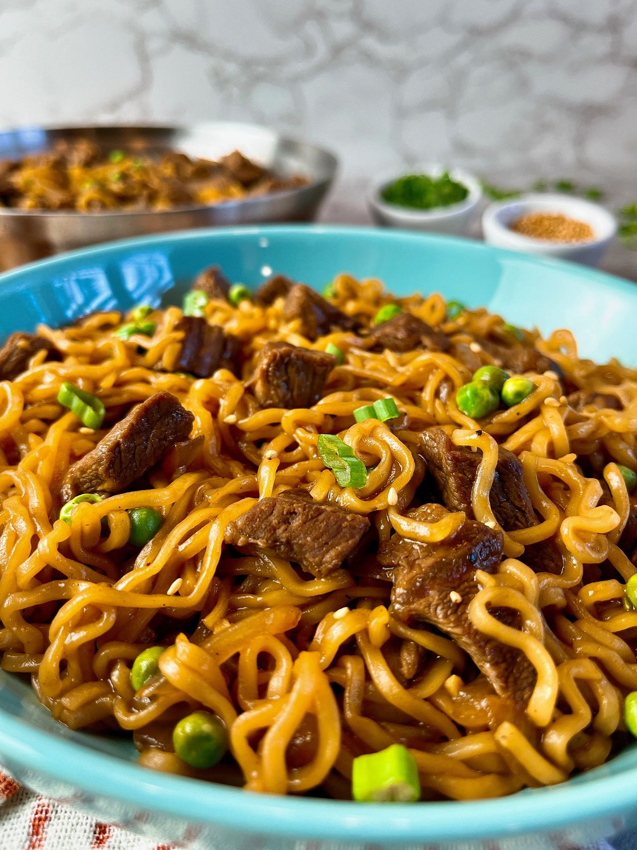 ramen noodles with beef