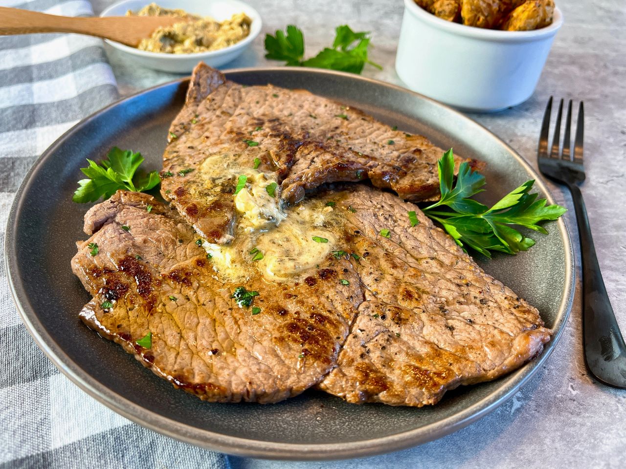 Minute Steaks with Pesto Butter