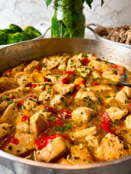 skillet chicken and peppers