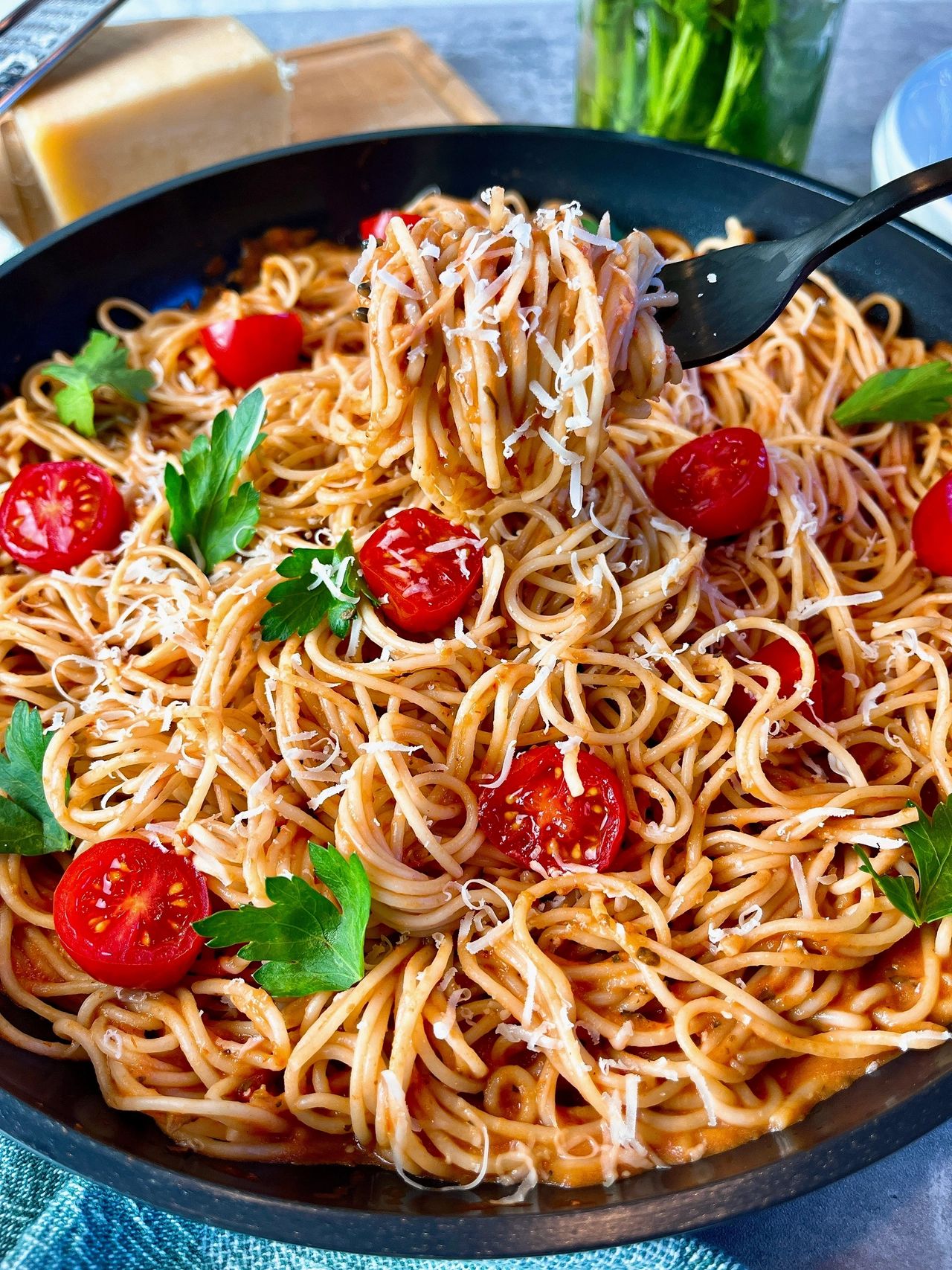 pasta with light tomato cream sauce