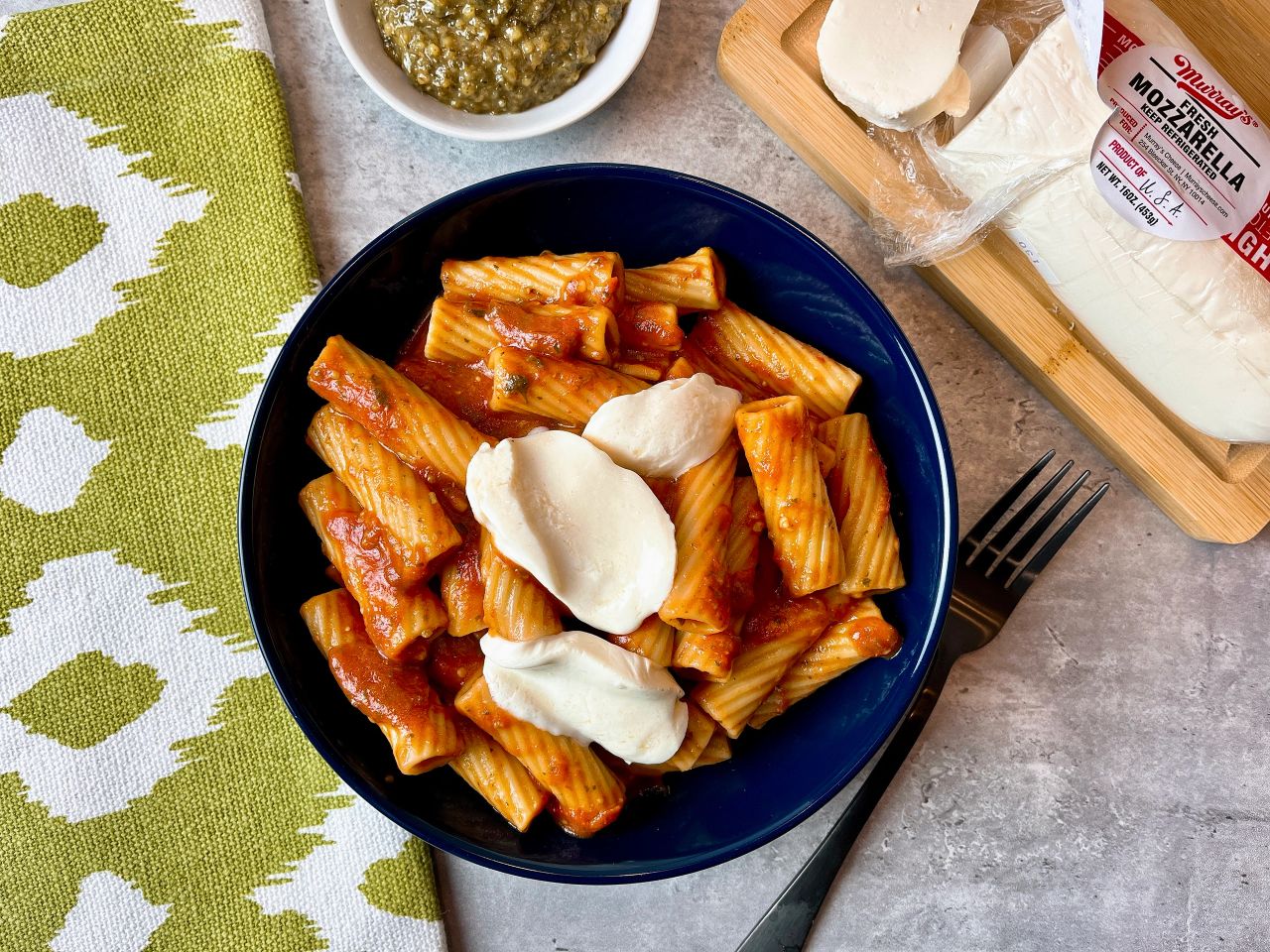 rigatoni with fresh mozzarella