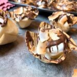 marshmallow wonton cups with chocolate