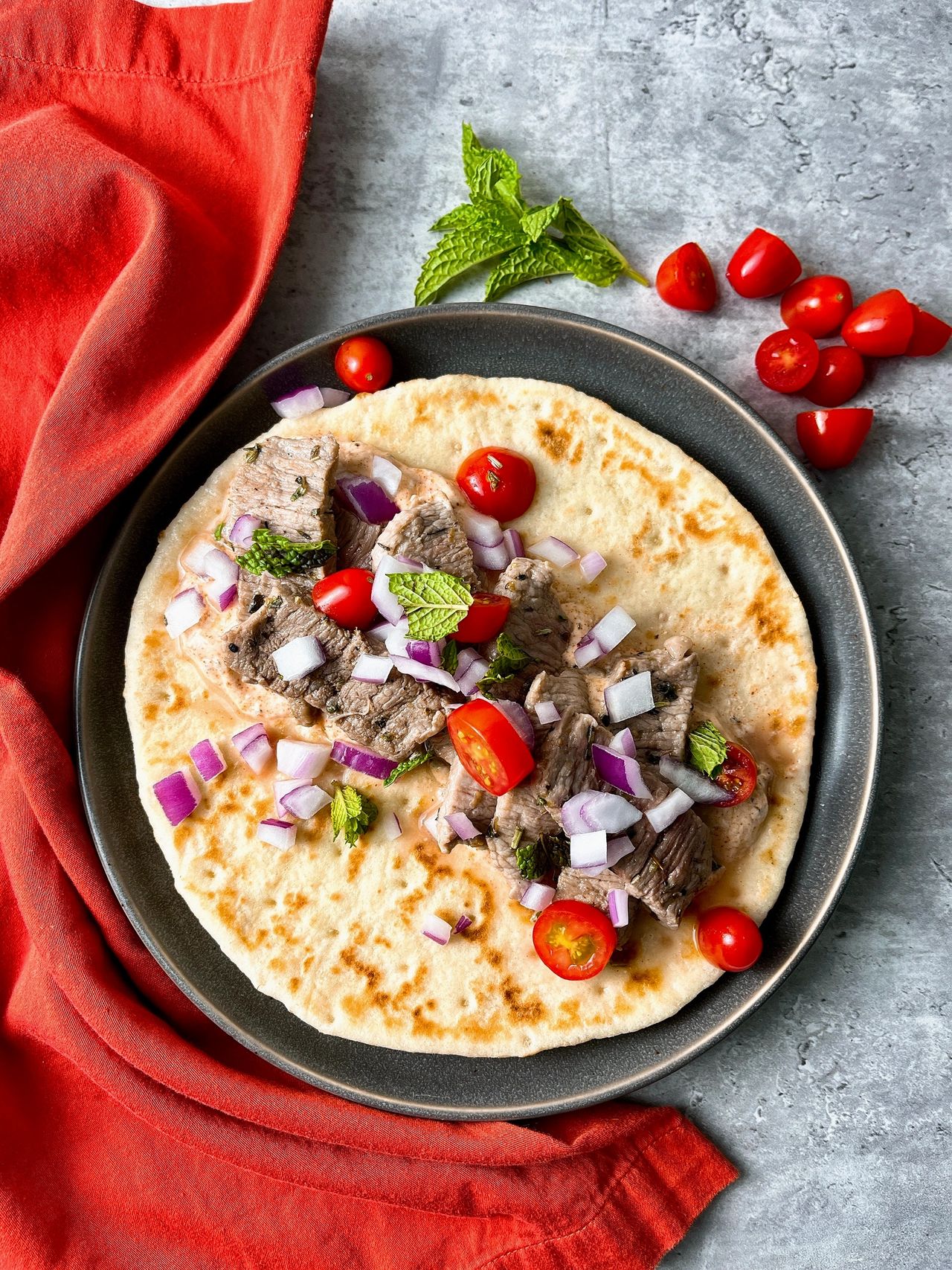 Easy Steak Gyros with Yogurt-Mint Sauce Easy Steak Gyros with Yogurt-Mint Sauce