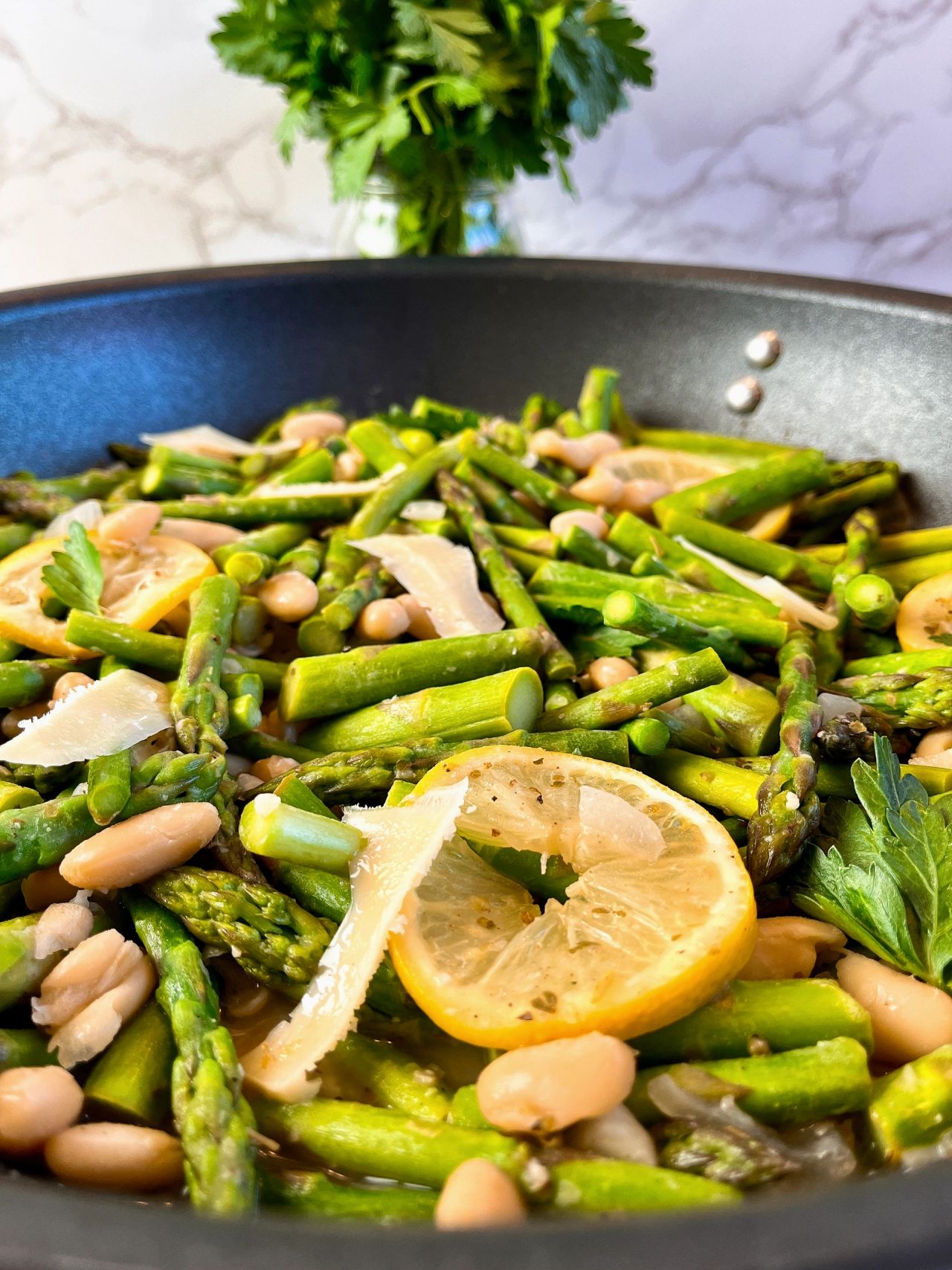 asparagus with white beans and lemon