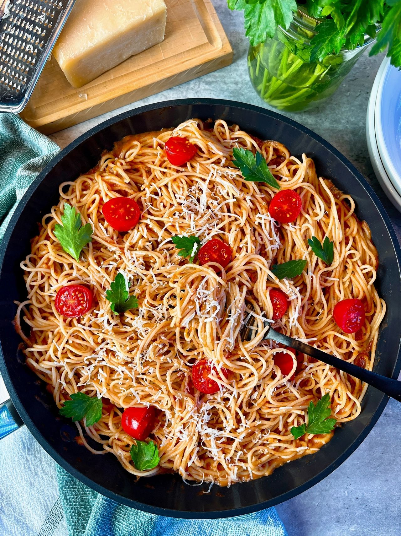 pasta with light tomato cream sauce