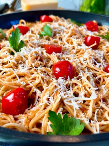 pasta with light tomato cream sauce