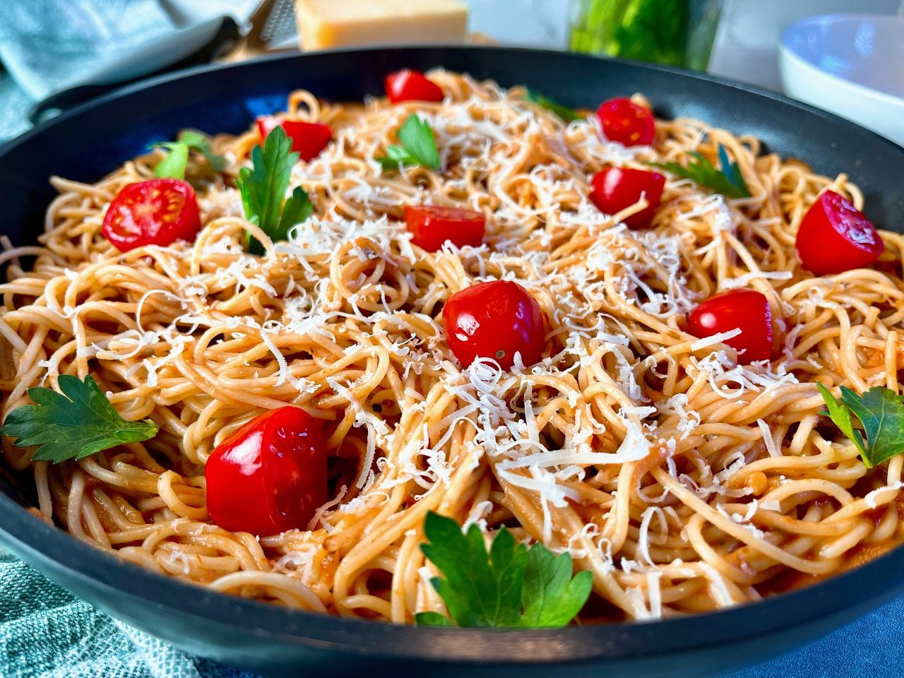 pasta with light tomato cream sauce