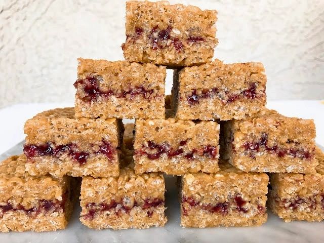 Peanut Butter and Jelly Crunch Bars Peanut Butter and Jelly Crunch Bars