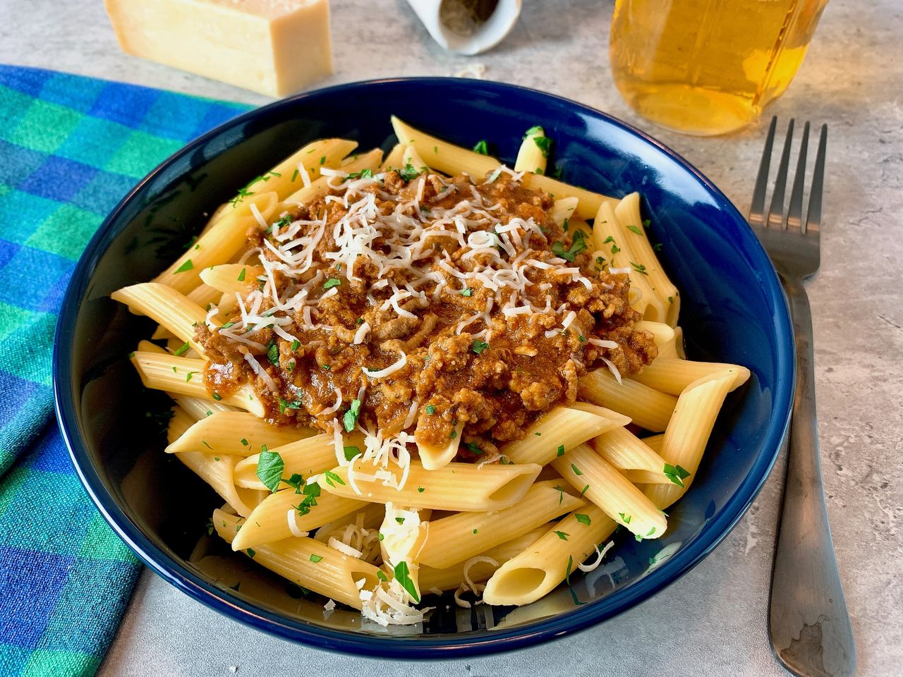 penne with bolognese sauce