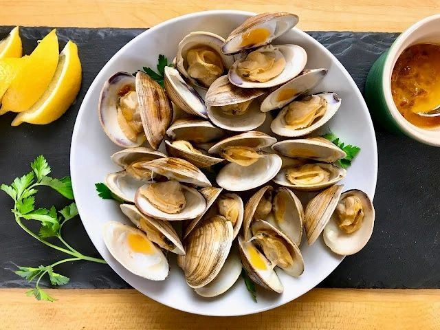 Grilled Clams with Chipotle Butter