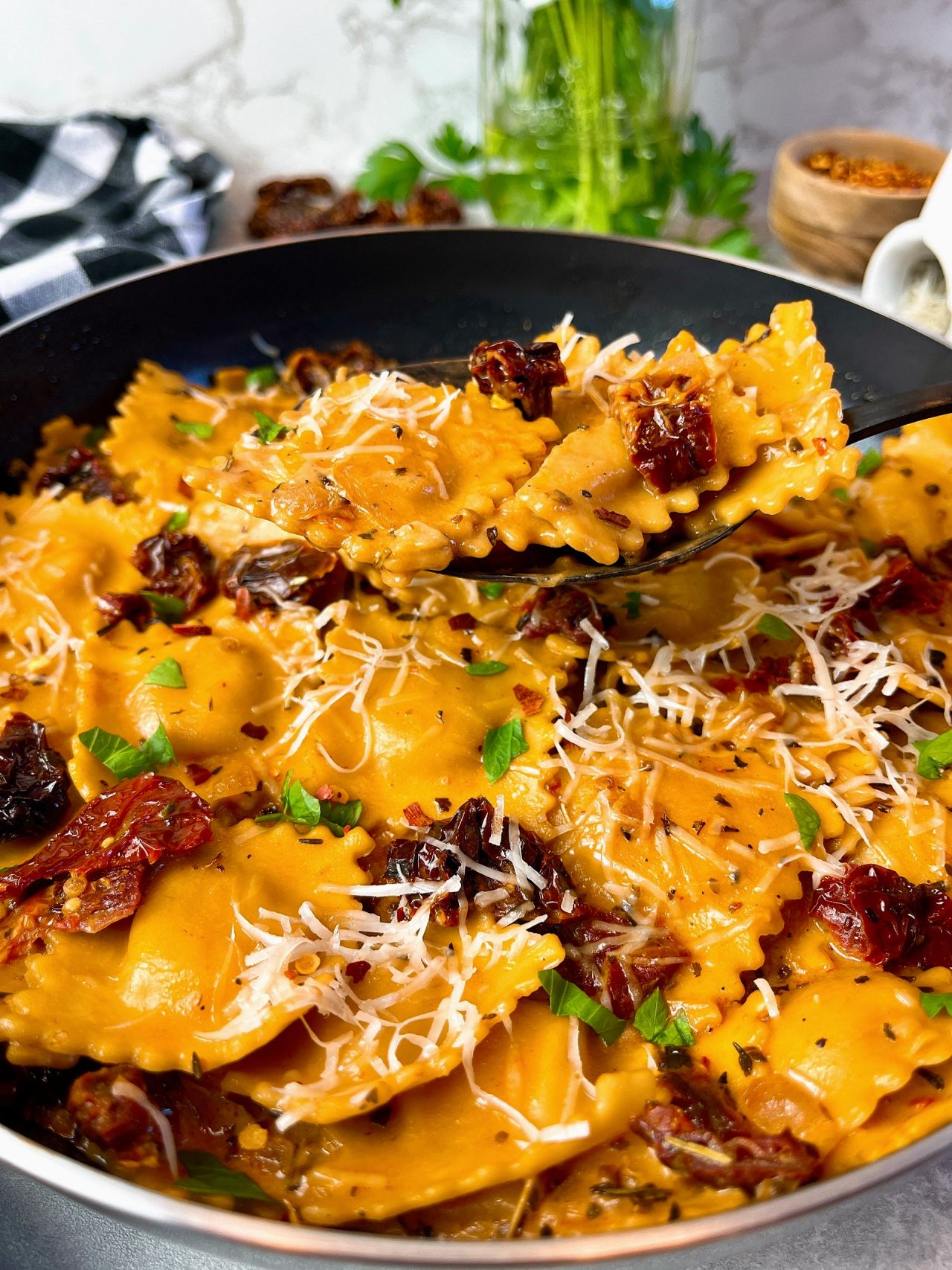 ravioli in tomato cream sauce