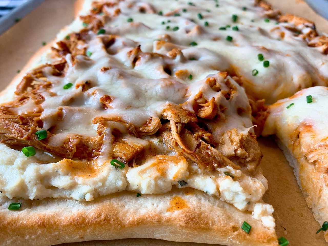 buffalo chicken pizza