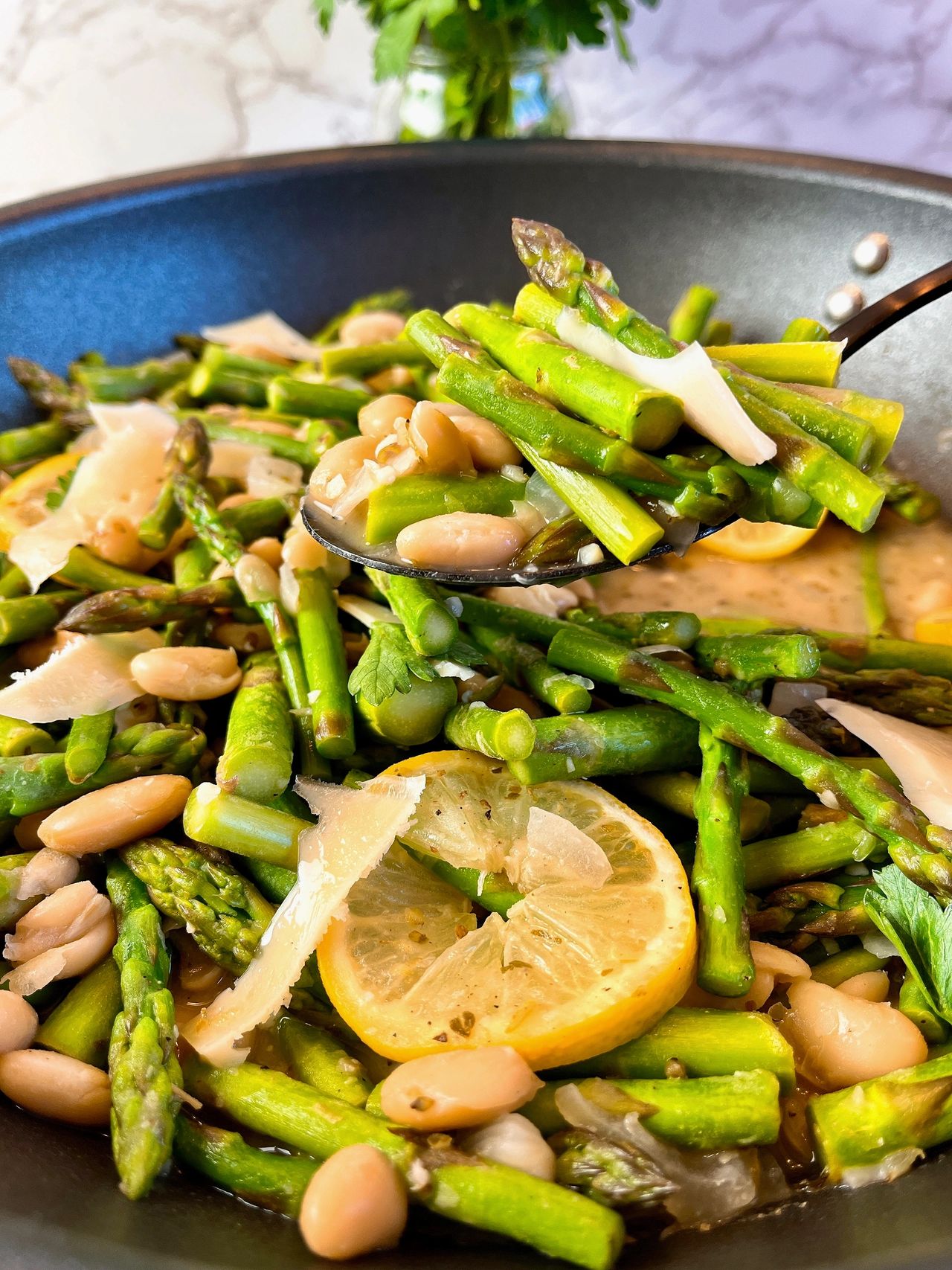 asparagus with white beans and lemon