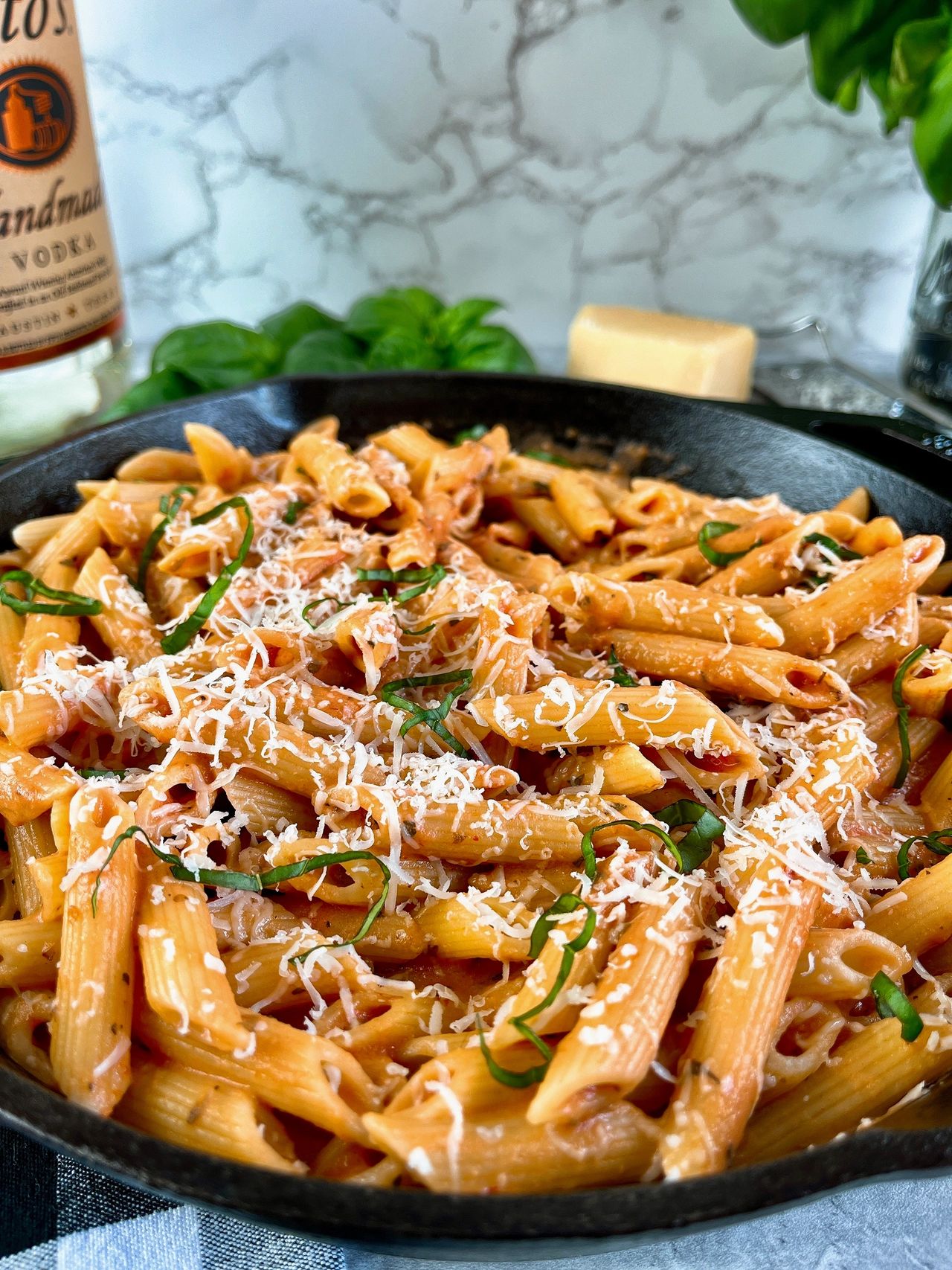 penne in pink vodka sauce