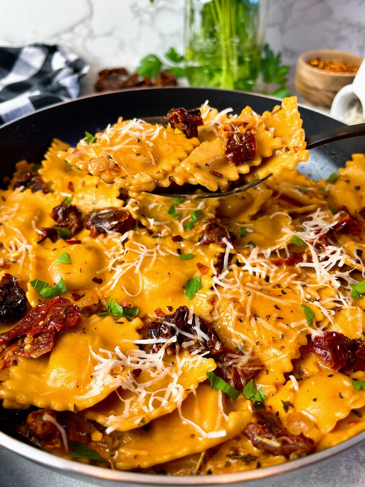ravioli in tomato cream sauce