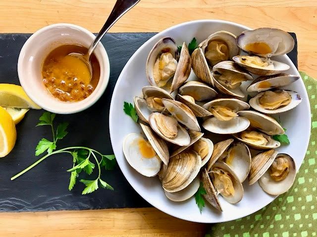 clams on a plate