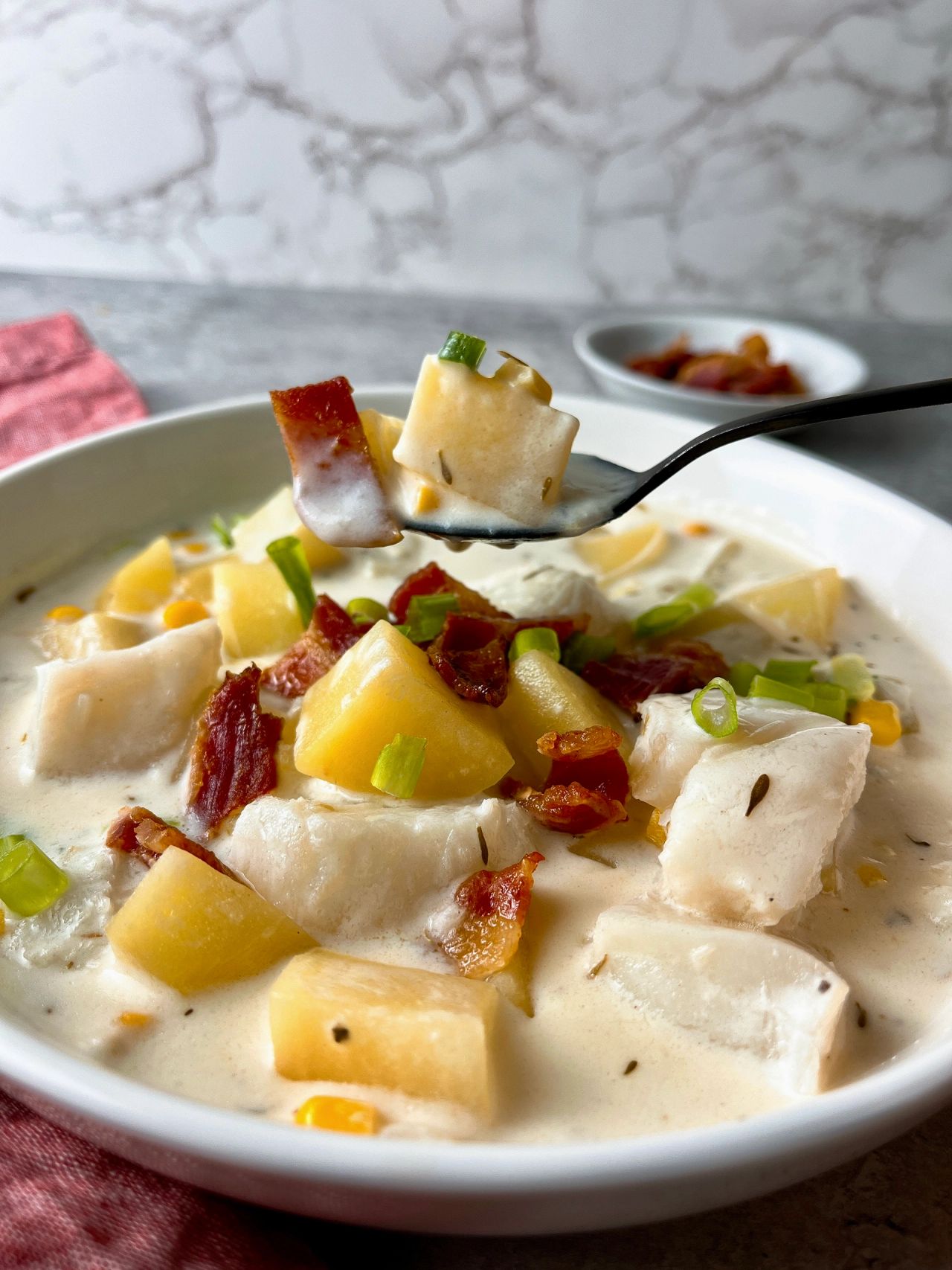 fish chowder with bacon