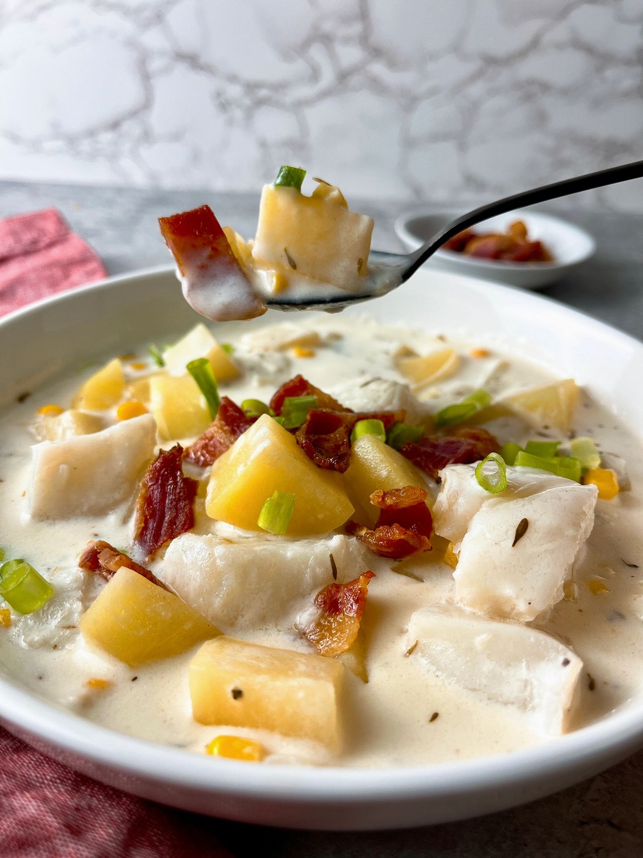fish chowder with bacon