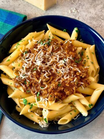 penne with bolognese sauce