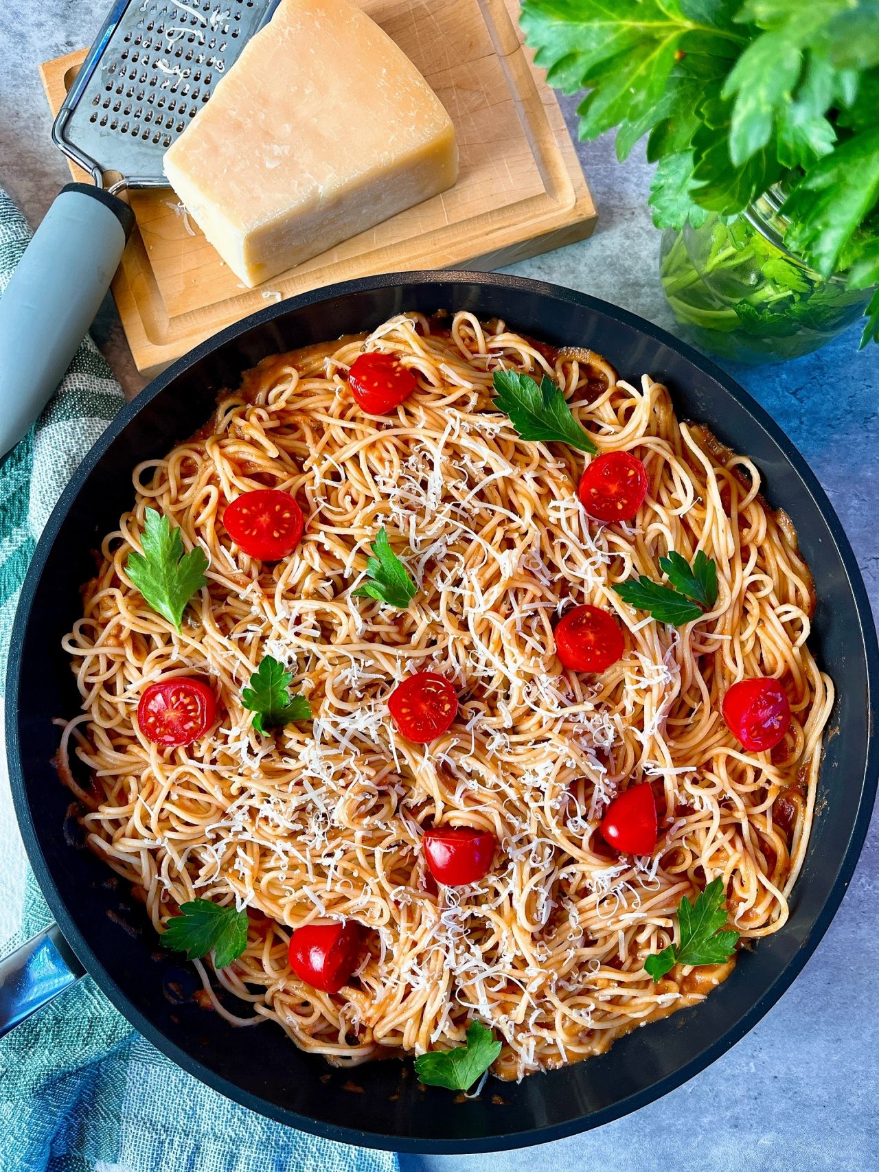 pasta with light tomato cream sauce