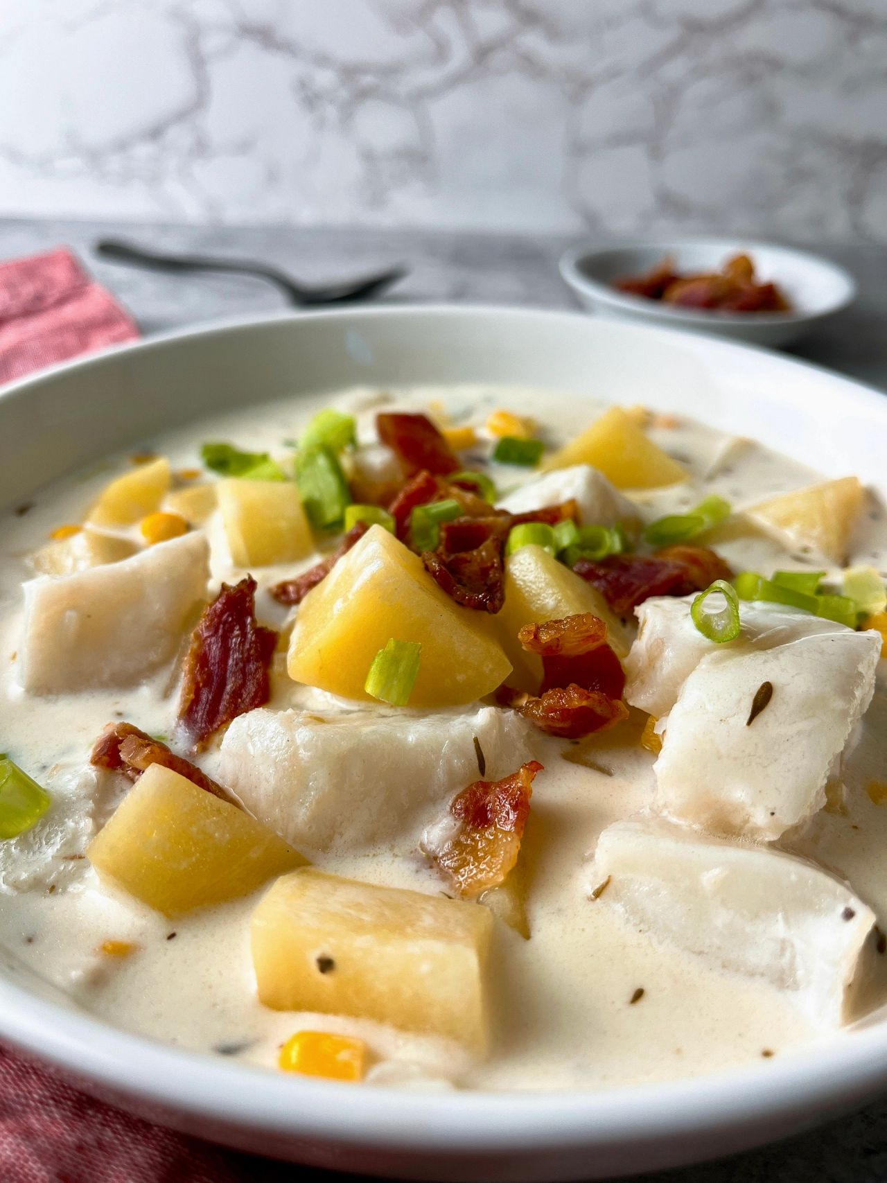 fish chowder with bacon