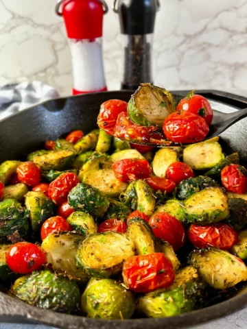 roasted brussels sprouts with blistered tomatoes