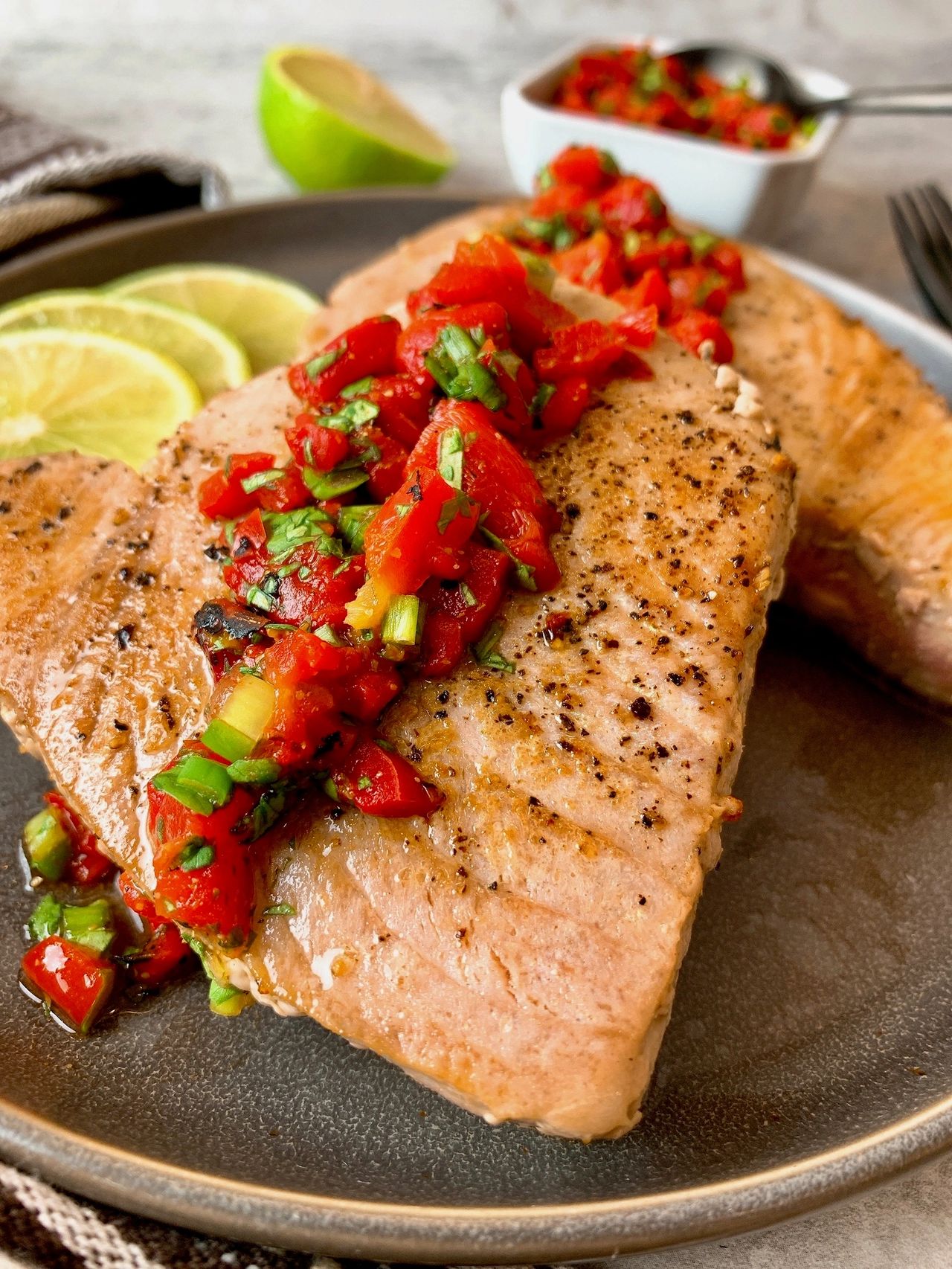 Tuna with Roasted Red Pepper Salsa 