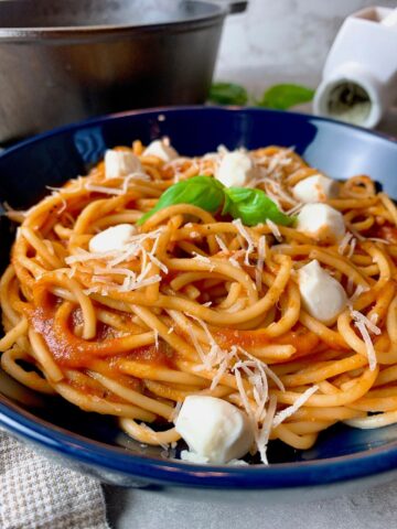 Spaghetti alla Vodka with Fresh Mozzarella